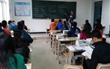 讓青年教師在聽課中收獲、在評(píng)課中成長(zhǎng)
