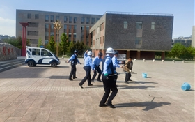 反恐防暴警鐘長(zhǎng)鳴  校園安全重于泰山